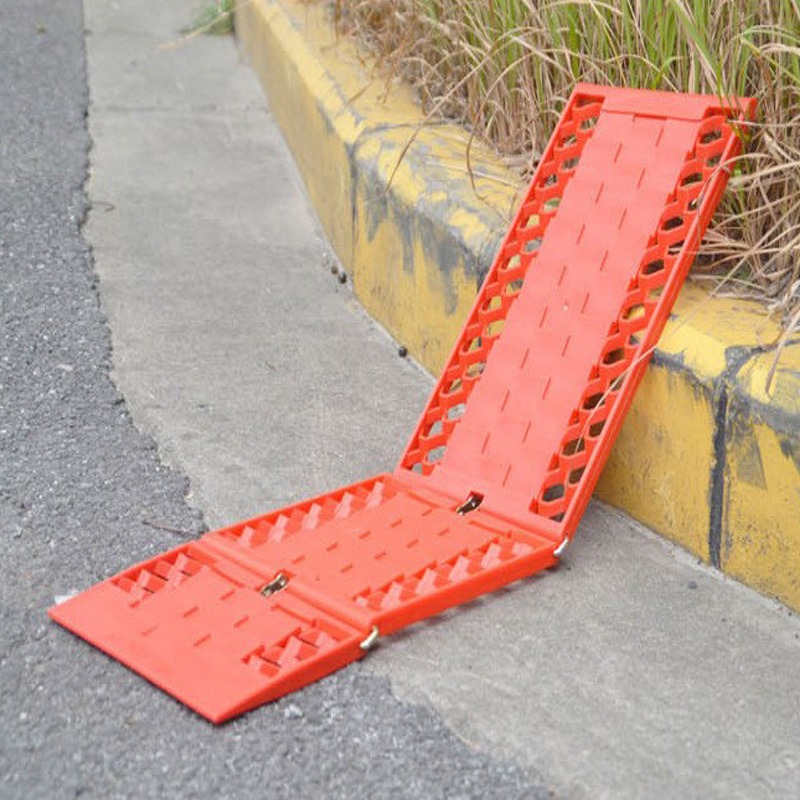 Recovery Tracks Traction Boards - ألواح جر مانعة للانزلاق لاستعادة إمكانية