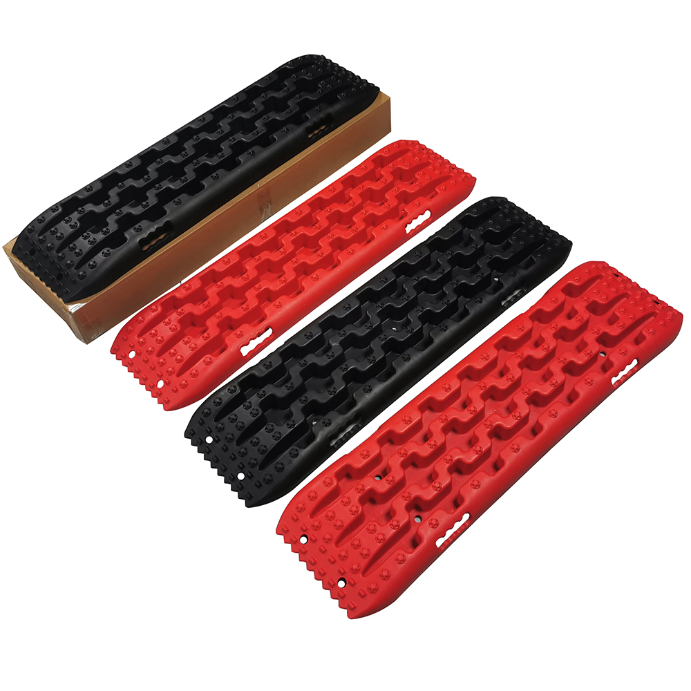 Recovery Tracks Traction Boards - قطعتان من لوحات الانزلاق المضادة للانزلاق