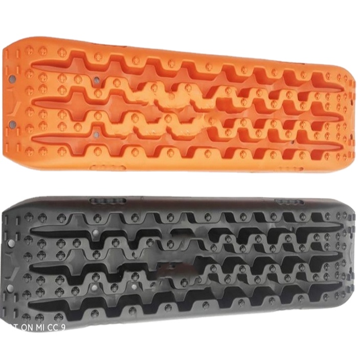 Recovery Tracks Traction Boards - ألواح استعادة السيارة من الرمال والثلوج